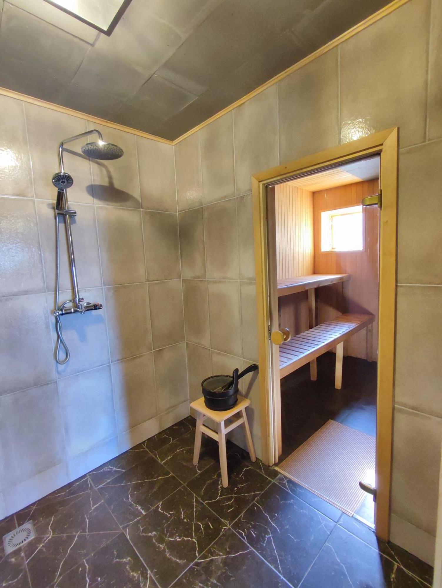 Modern Sauna Cabin In Horse Ranch Liyeplauke Exterior photo