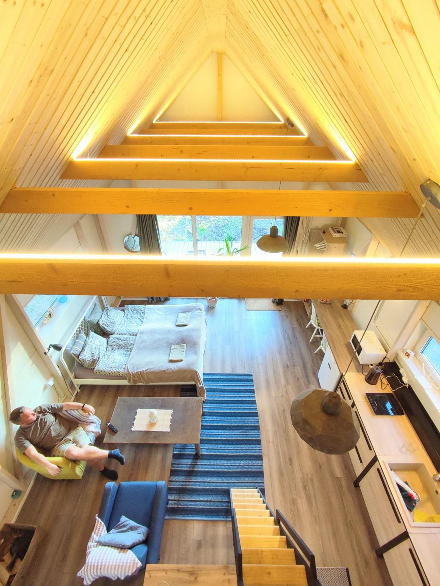 Modern Sauna Cabin In Horse Ranch Liyeplauke Exterior photo
